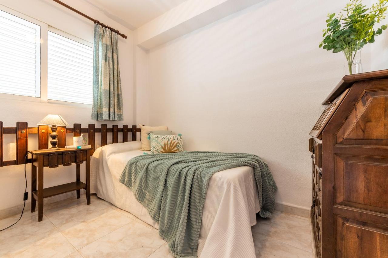 Homes & Go Bell Reco Basic IV La Pineda Exterior photo